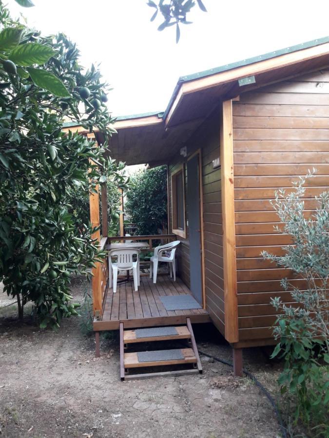 Bungalow Halil Чирали Екстериор снимка