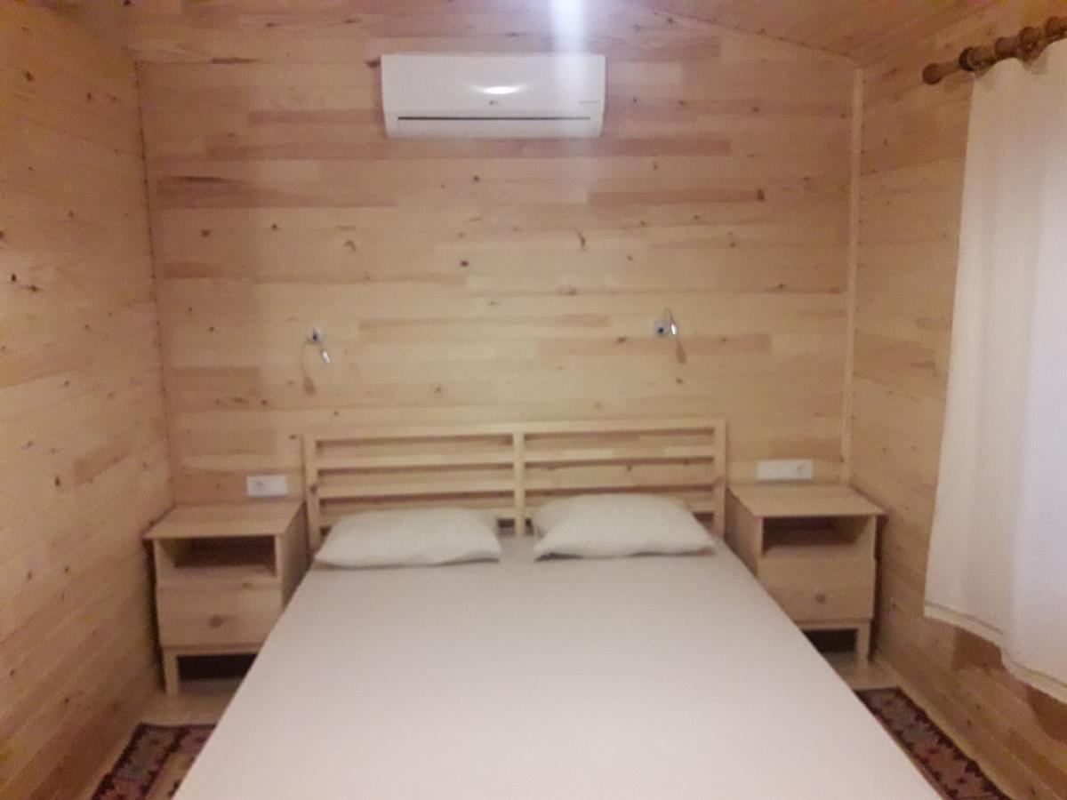 Bungalow Halil Чирали Екстериор снимка