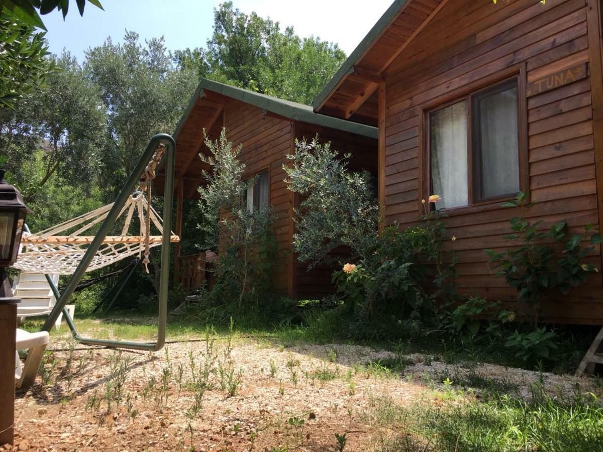 Bungalow Halil Чирали Екстериор снимка