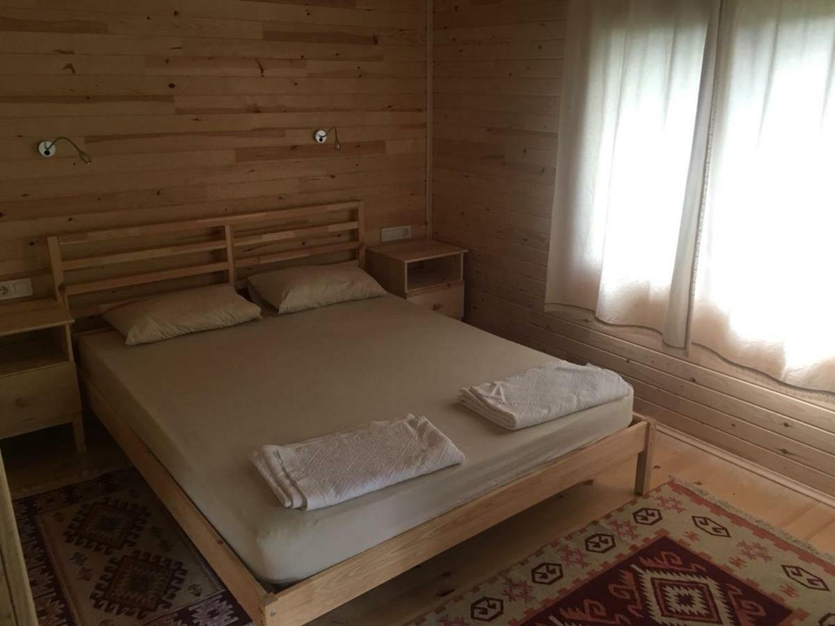 Bungalow Halil Чирали Екстериор снимка